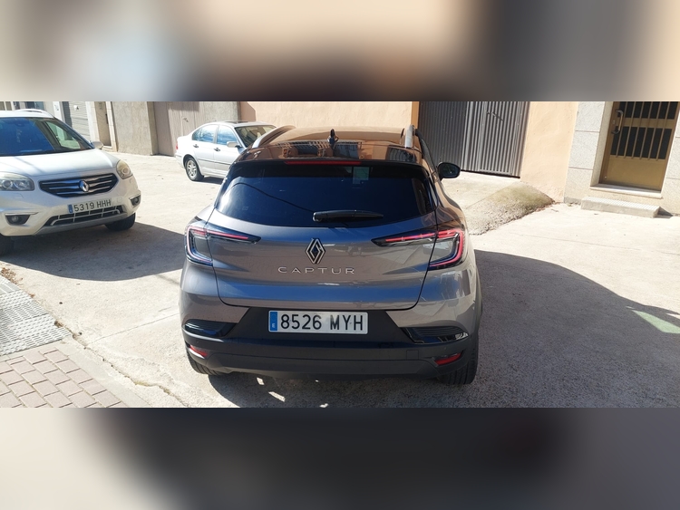 Renault Captur GLP 100CV foto 7